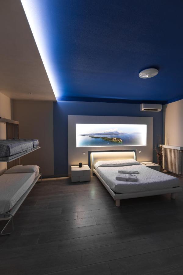 Garda Fantasy Apartment - Jacuzzi Desenzano del Garda Eksteriør billede